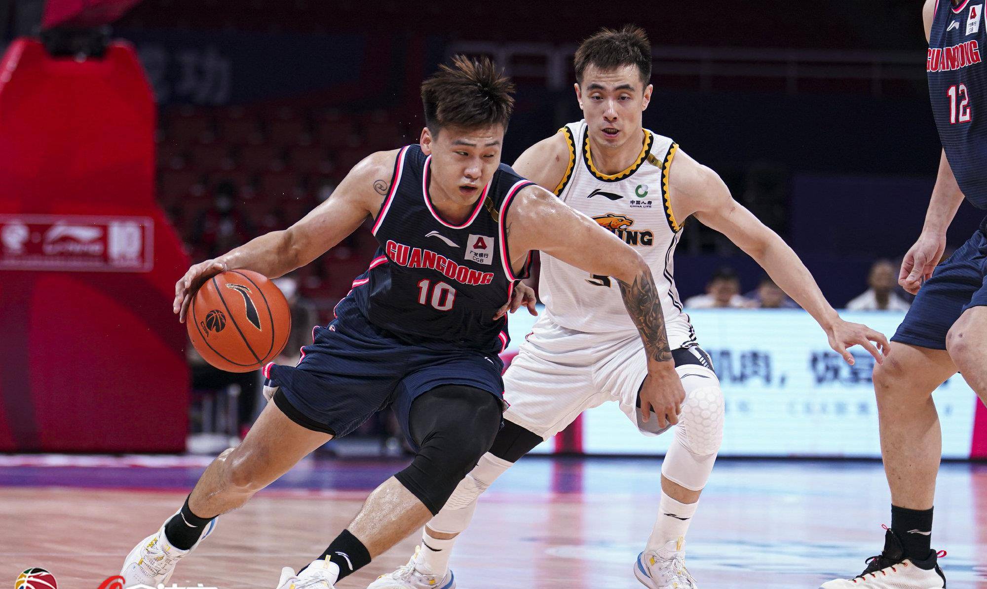 问鼎官网入口 -关于欧超杯赛程吃紧；广厦男篮转会期遗憾出局；更衣室稳定；轮换策略成焦点的信息