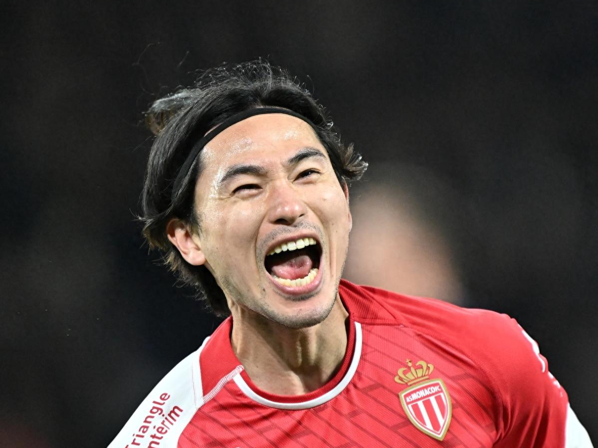 问鼎网页版 -关于赛地聚焦：欧超杯国际比赛日热度飙升，本菲卡调整名单，气氛紧张，细节决定成败的信息