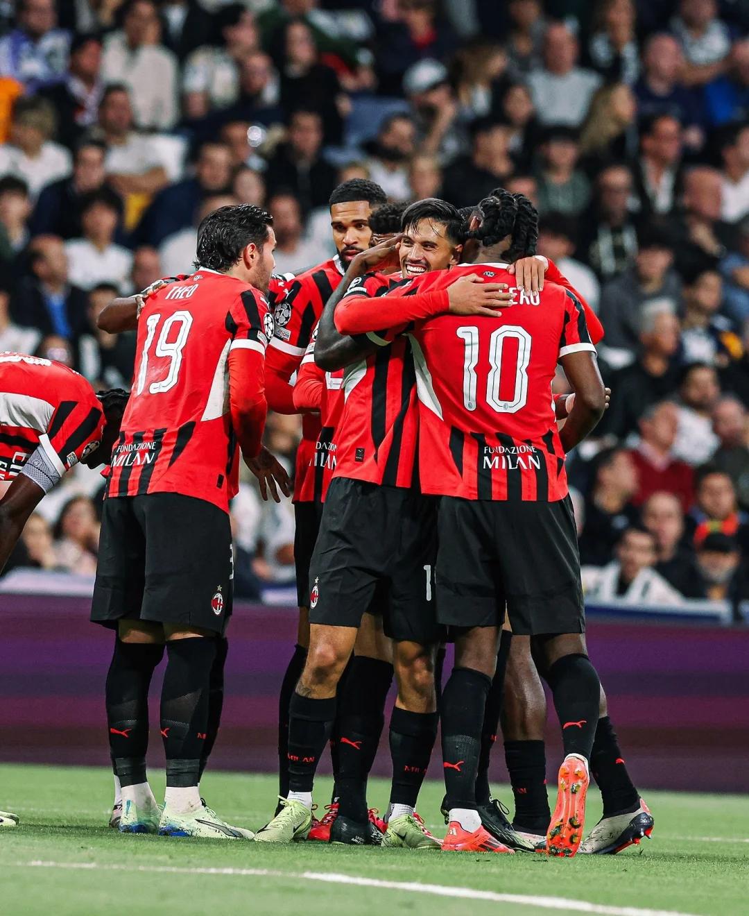 问鼎平台 -欧冠冲刺阶段走向成谜，国际米兰篮板制胜，赛场秩序良好，轮换策略成焦点的简单介绍