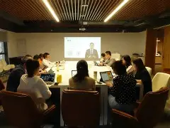 问鼎娱乐 -关于埃因霍温内部会议纪要流出：窗口期临场应变；中超使命明确；赛程密集仍需轮换的信息